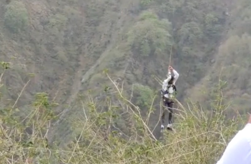 Tourists left stranded mid-air after cable car gets stuck in northern India