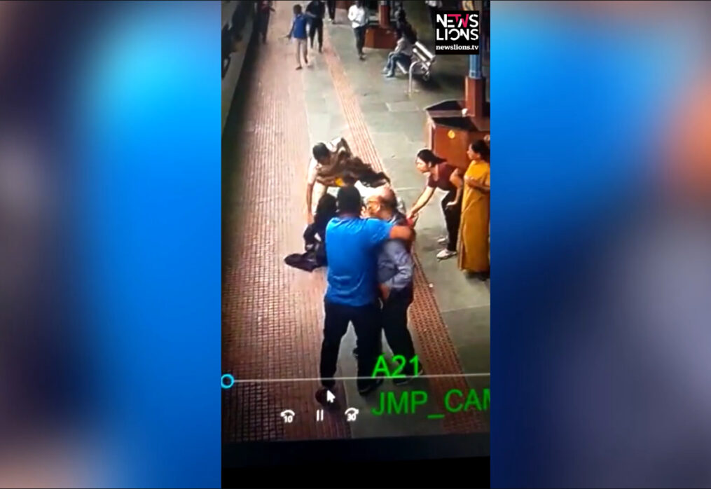Vigilant cop saves members of family trying to board moving train in northern India