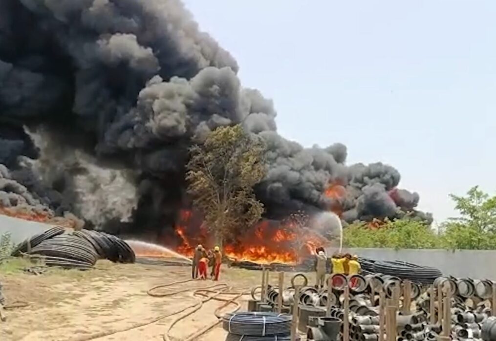 Massive fire breaks out at pipe warehouse in eastern India