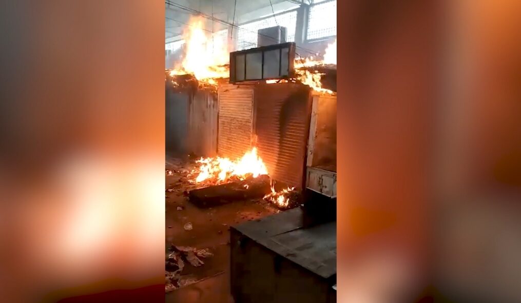 Fire engulfs within its flames several shops, shopkeepers borne damages worth millions in northern India