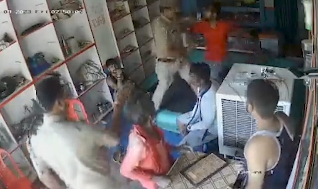 Police engage in brutal assault in northern India, target shopkeeper