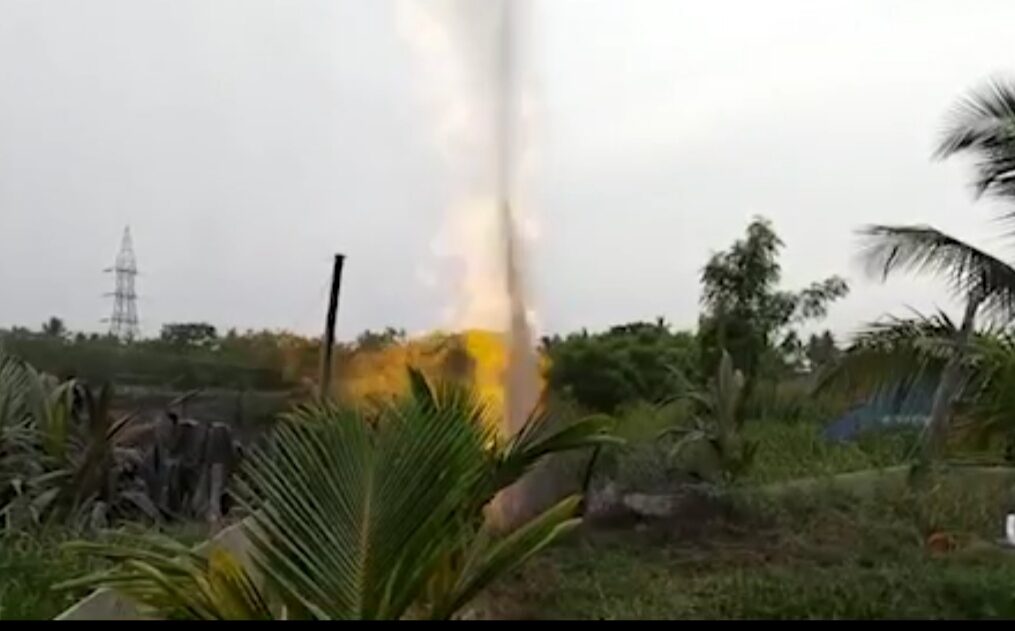 Fire breaks out of borewell after gas leaks in southern India