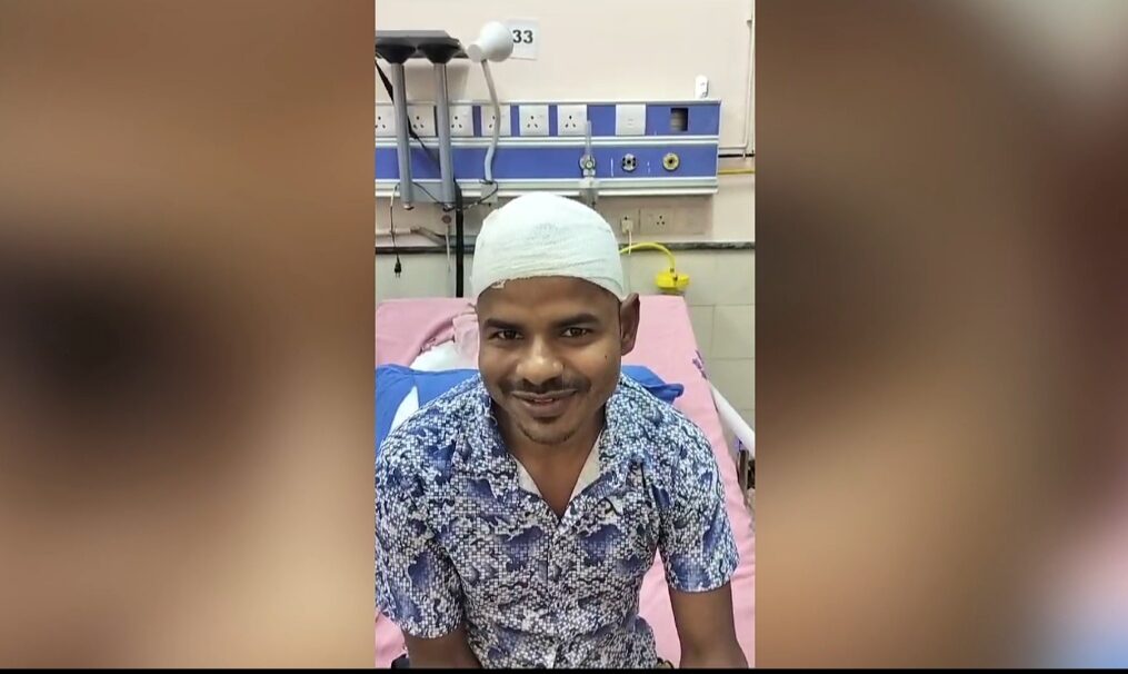 Man plays piano while undergoing brain surgery for tumour in central India