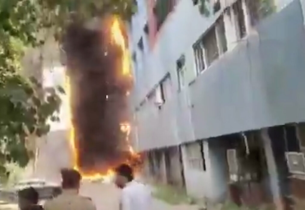 Massive fire breaks out at government building in northern India